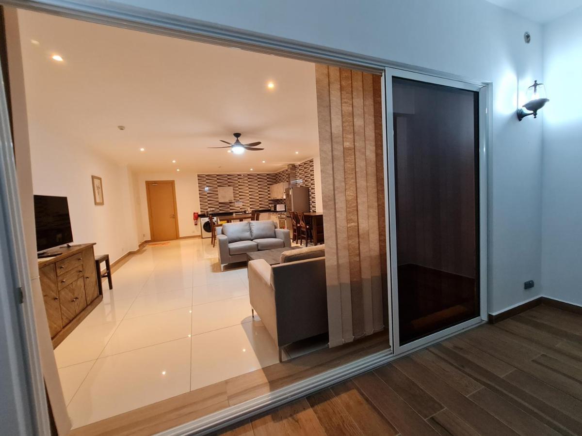 Royale Suites By Arc Royal Luxury Apts Anse Royale Bagian luar foto