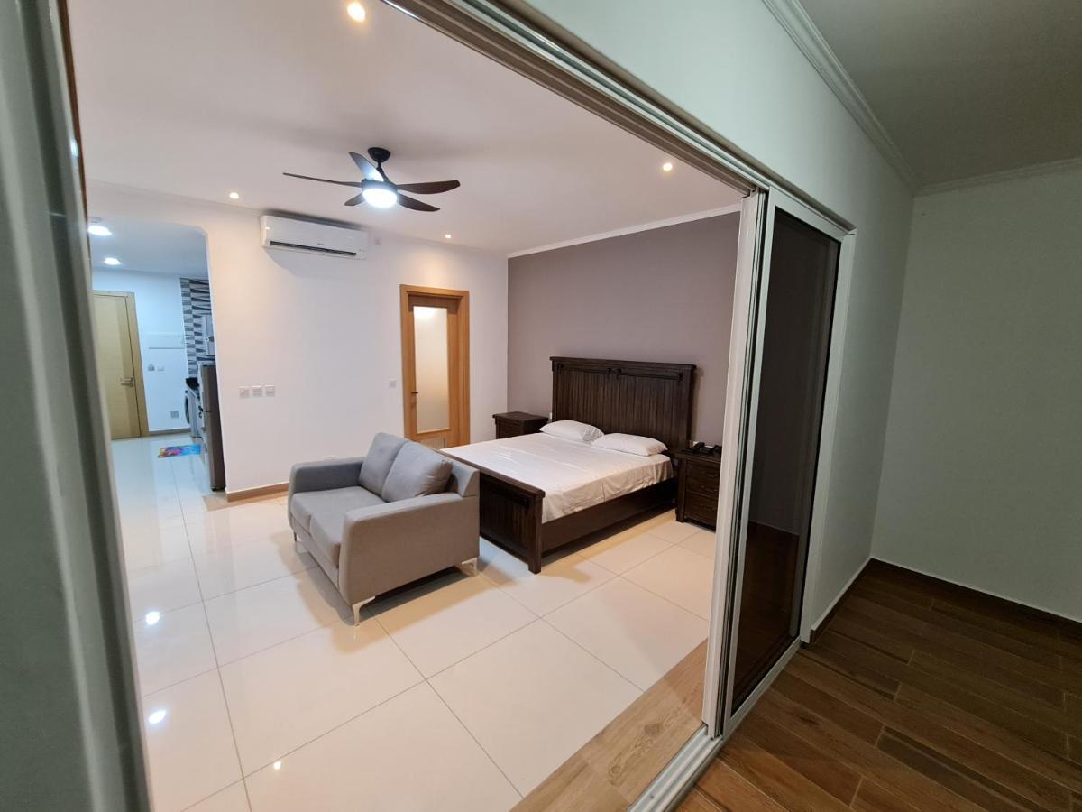 Royale Suites By Arc Royal Luxury Apts Anse Royale Bagian luar foto